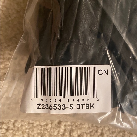 Venus new in bag smocked faux leather top small - Picture 3 of 4